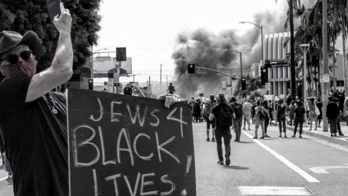 Progressive Jews Defend Black Lives Matter Movement